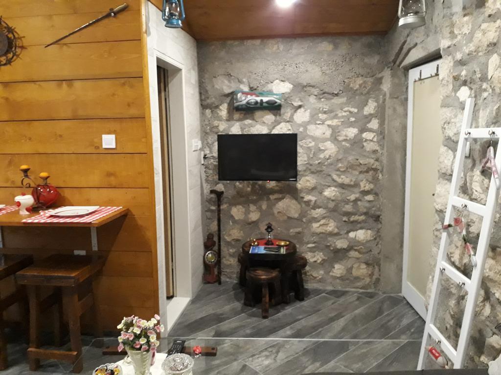 Apartman Sofranac Rijeka Crnojevica Bagian luar foto